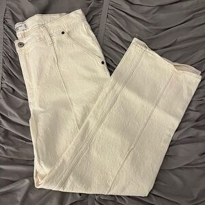 Abercrombie & Fitch The Baggy Mid-Rise Wide Leg Jeans